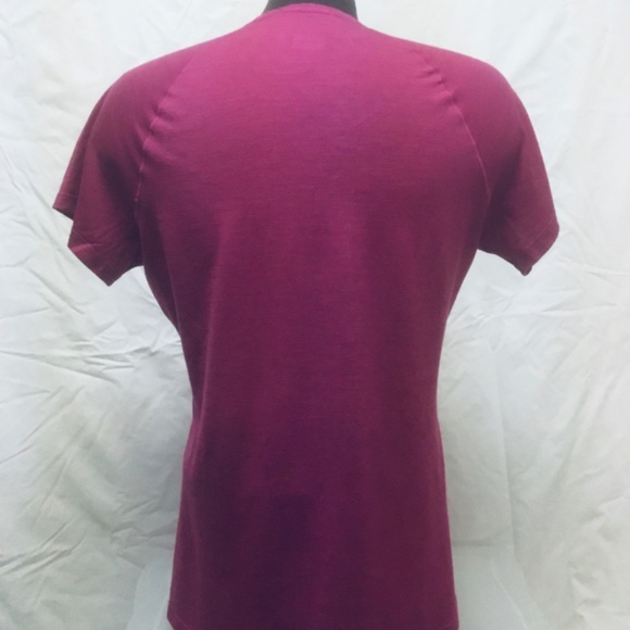 Woman’s Smartwool Short Sleeve T-shirt - Picture 9 of 11